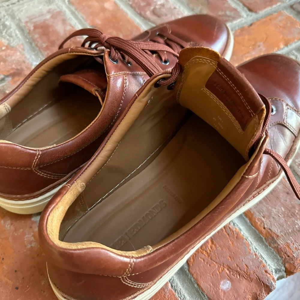 Allen Edmonds Leather Sneakers 13D - Picture 8 of 13
